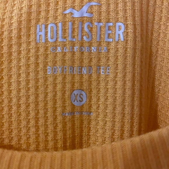 ✨HOLLISTER✨ Top - Picture 2 of 3